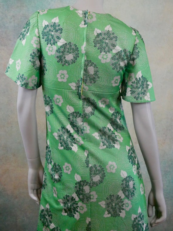 1960s Mod Green Dress with Silver Metallic Thread… - image 6