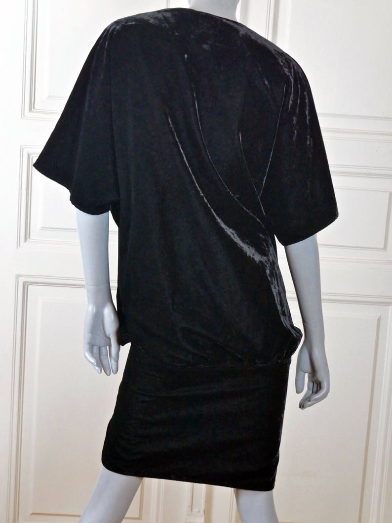 Diamante Buttons Cocktail Dress: Size 6 US 1980s Short-Sleeve Crushed Velvet Dress w Dropped Waistline Vintage Black Velvet Dress 10 UK