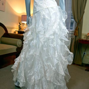 Vintage Wedding Dress, Sleeveless White Wedding Gown, European Bridal Dress w Goddess Pleats and Layered Skirt: Size 2 US, Size 6 UK image 7