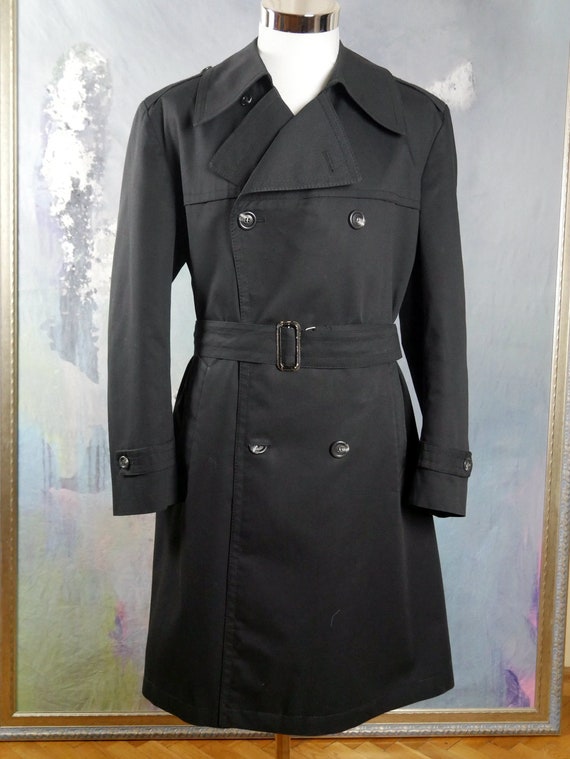 black mac trench coat