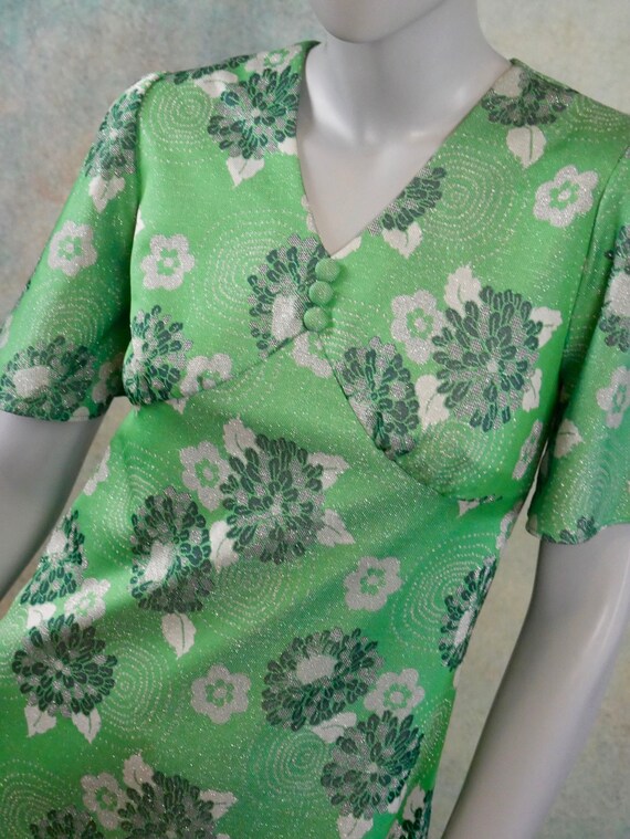 1960s Mod Green Dress with Silver Metallic Thread… - image 5