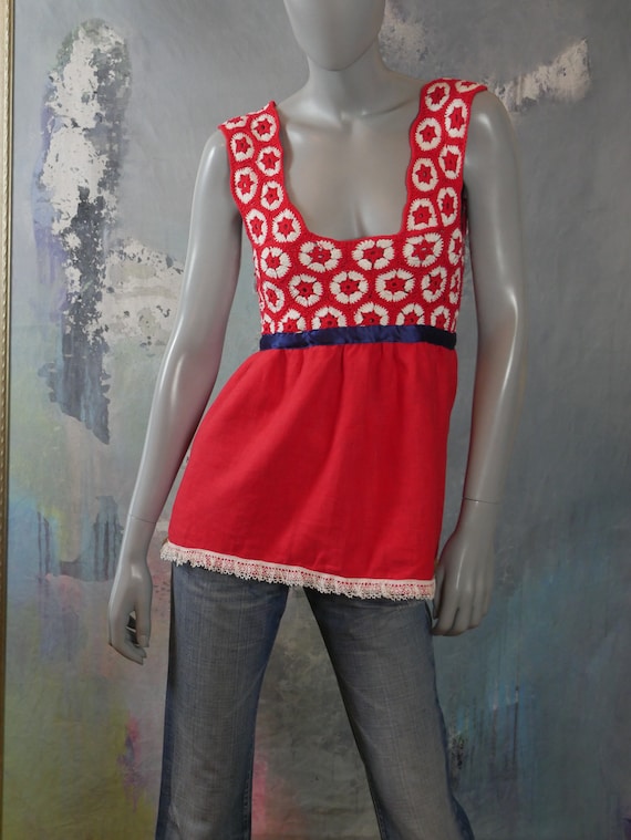 1970s Crochet Sleeveless Summer Top, Red & White … - image 2