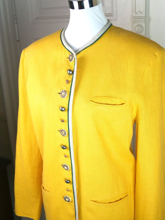 gele blazer