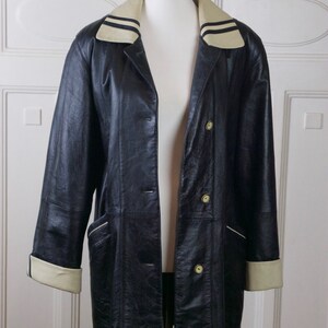 Vintage Black Leather Coat, 80s European Soft Lambskin Coat with Cream Collar, Size 14 US, 18 UK image 2