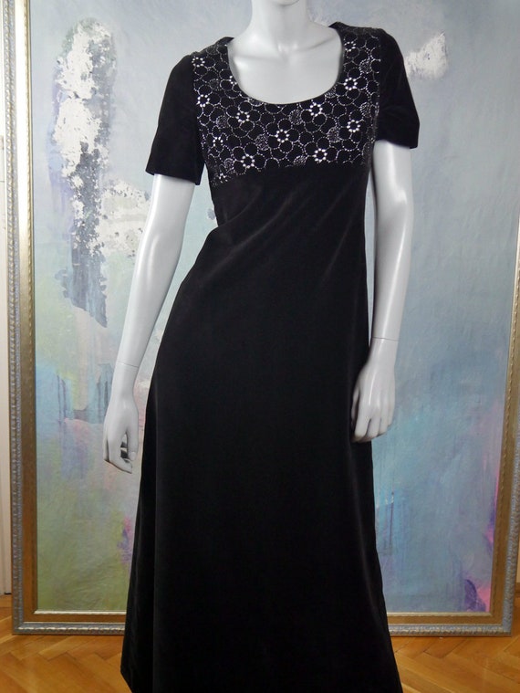 Velvet maxi dress clearance uk