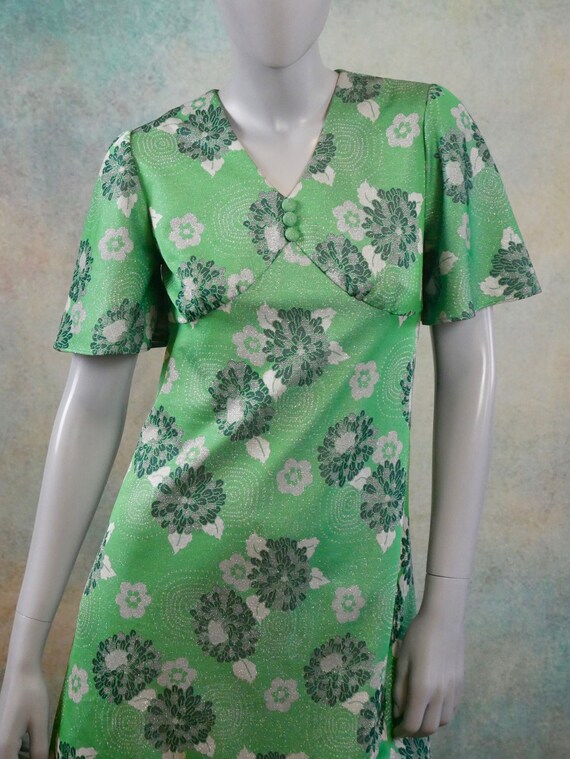 1960s Mod Green Dress with Silver Metallic Thread… - image 4