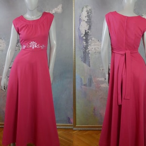 1970s Long Dress, British Vintage Fuchsia Sleeveless Dress with Empire Waistline and Glitter Floral Pattern Waistband: Size 6 US, 10 UK