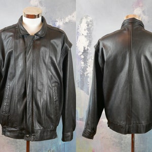 Veste en cuir noir des années 1980, veste européenne en cuir authentique vintage, rétro homme, made in Finland: Size XXL (46 US/UK)