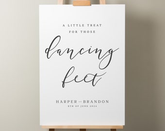 Modern Wedding Dancing Feet Sign, Flip Flop Sign For Wedding, Minimalistic Wedding Sign, Wedding Signage 'Harper'