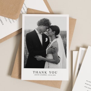 Cartes de remerciement pour mariage, Cartes de remerciement pour mariage, Carte de remerciement pour mariage, Carte de remerciement pour mariage, Carte de remerciement, Carte de mariage simple avec photo image 1