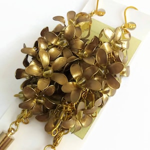 Gold Blumen Quaste Ohrringe: Handgemachter Draht Brautschmuck
