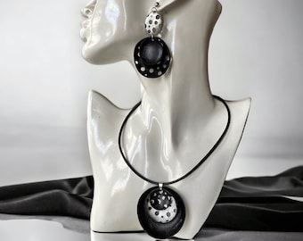 Black Leather Jewelry Set: Minimalist Earrings and Choker