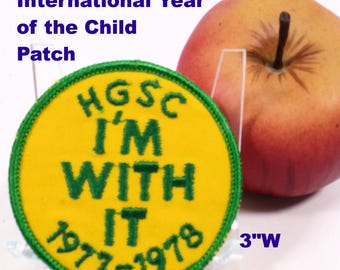 Patch Girl Scouts International Year Child "I'm With It" Yellow & Green 3" NEW