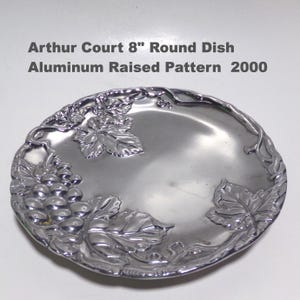 Aluminum Arthur Court Aluminum Collectible 8&quot; Round Plate Dish Platter Raised Grapevine Leaves Pattern 2000