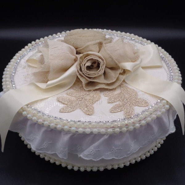 Beautiful Round Handmade Keepsake Box