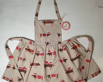 Cute cooking apron for girls in Christmas dachshund pattern