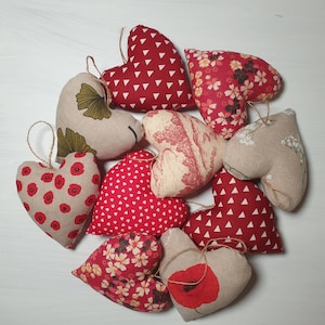 Handmade Fabric Heart Ornaments: Valentine&#39;s Day Decor, Set of 10 (4&quot;)