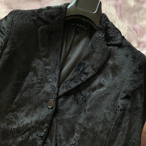 Sisley (42/US10/large) cotton blend faux swaraka fur suit blazer jacket lounge coat goth dark cruella Wednesday. Black. Made in italy
