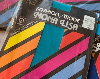 mona lisa (5’-5’7’’) cotton lined gusset plain knit sandalfoot 80s coulourful multicolour opaque tights nylon panty hose. made in canada