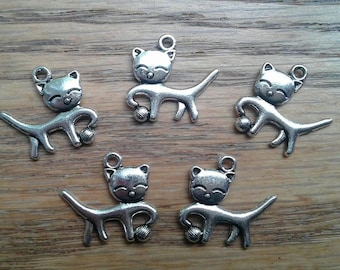 Bulk 10 Cat Charms, Kitty Cat, Kitten, Silver Toned Cat Charms (C-2)