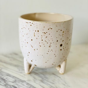 Nora Pot - Footed Speckled Planter - In Multiple Sizes