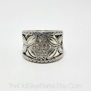 Retired John Hardy Kawung flower pave diamond ring, vintage John hardy, sterling silver hardy ring, John hardy diamond ring