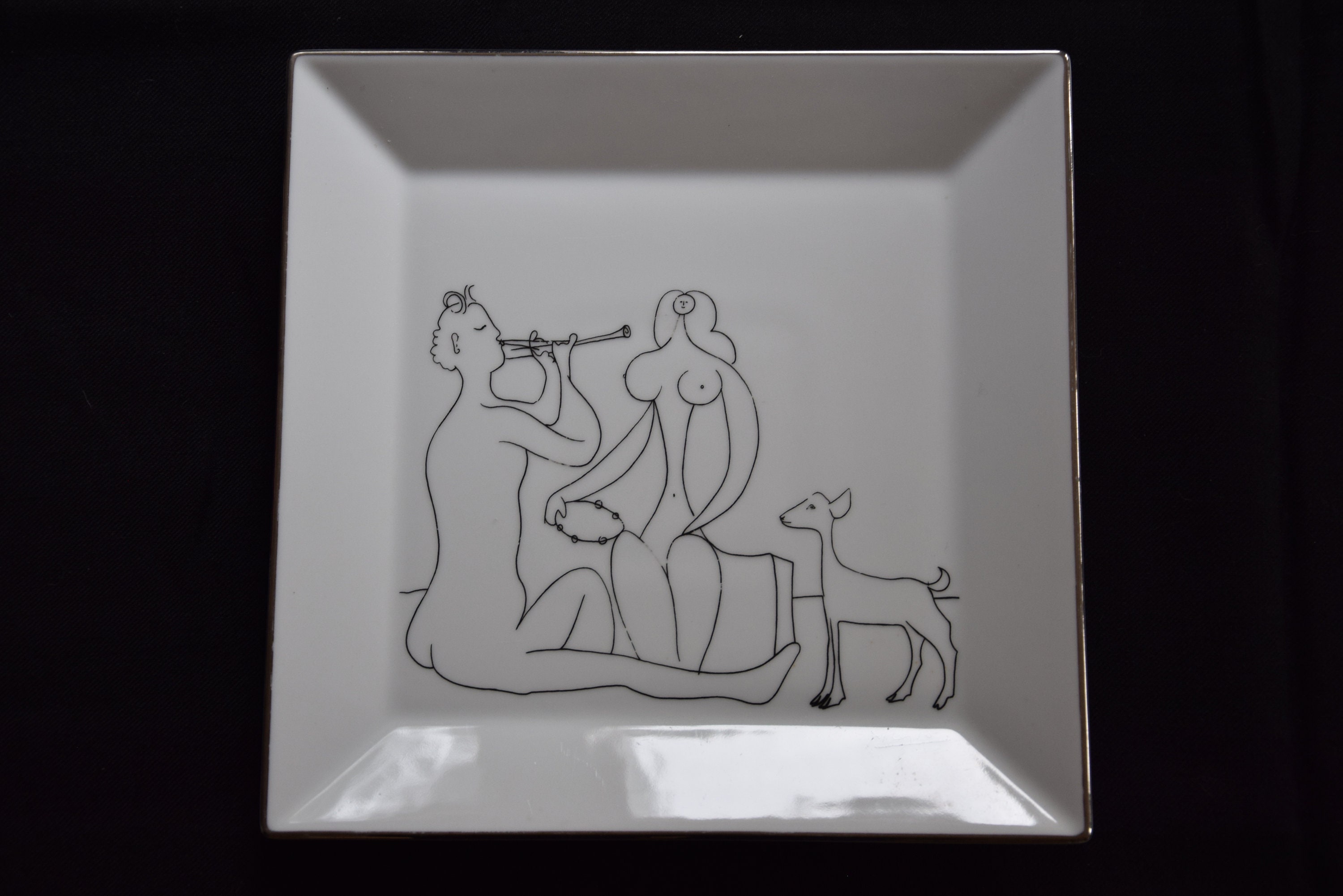 Vide Poche en Porcelaine avec Illustration de Picasso Faune Assis Jouant La Diaule