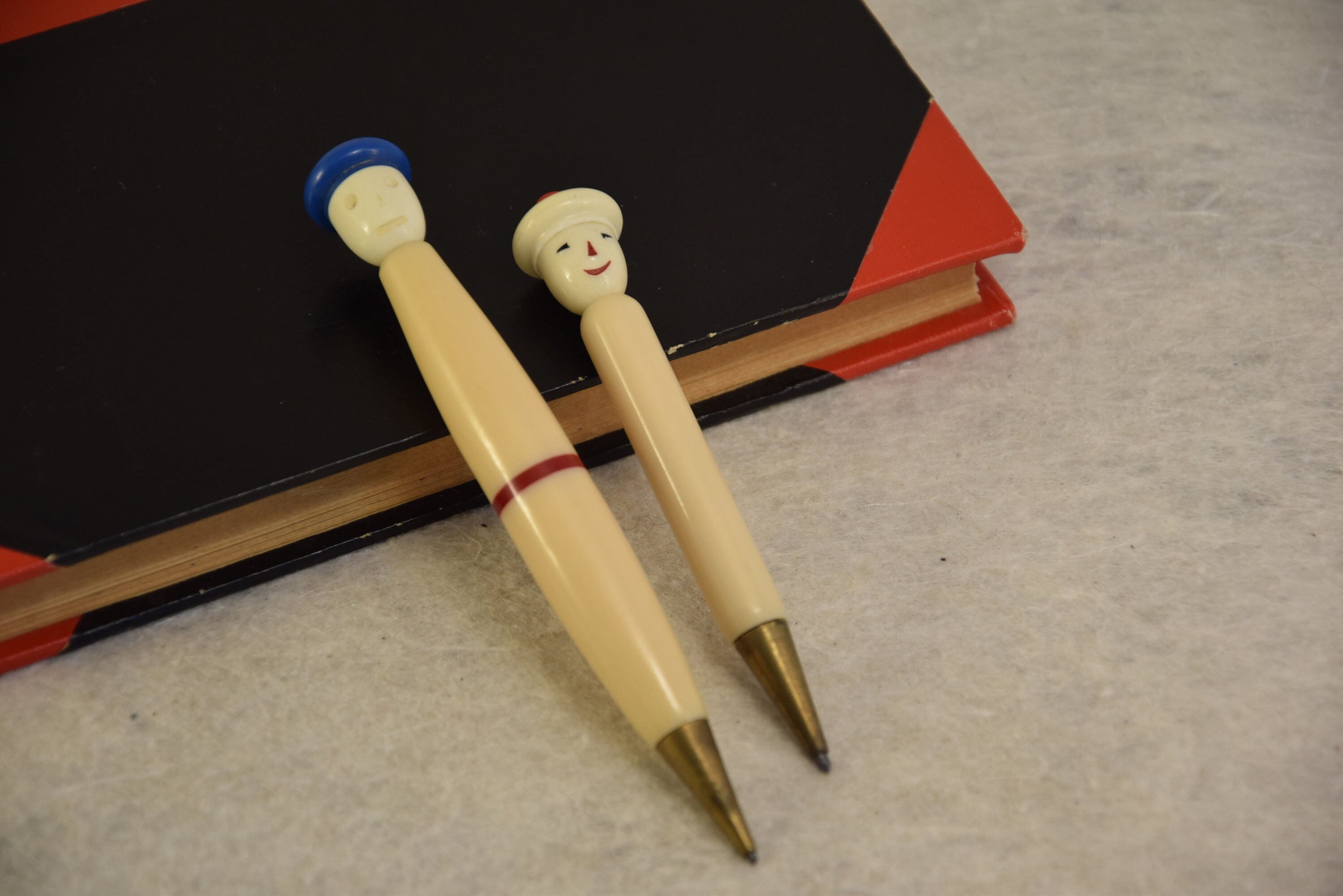 Lot de 2 Portemines Vintage Bonhommes - Crayons Porte-Mines Pousse-Mines Original et Humoristique