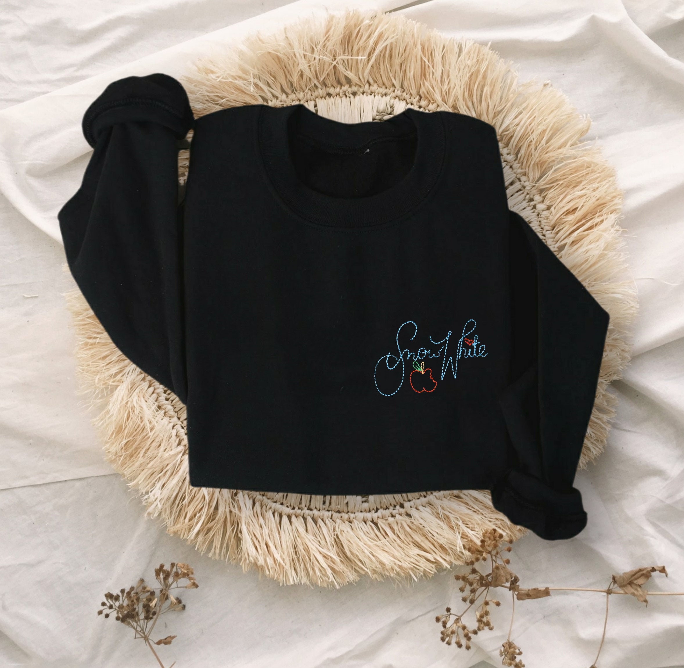 Snow White Autograph Embroidered Unisex Crewneck Sweatshirt | Disney World Sweatshirt | Snow White Sweatshirt | Magic Kingdom Sweatshirt