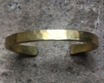 Brass Cuff Bracelet- Hammered Raw Brass Cuff // Minimalist Gold Bracelet