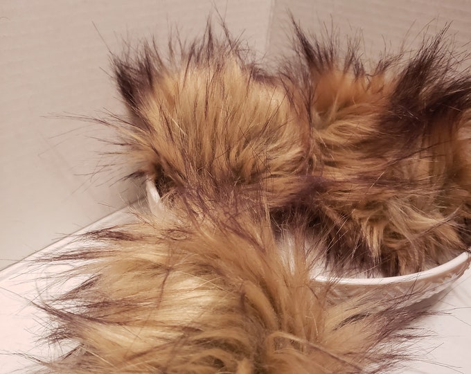 Brown Tipped w tan and reddish highlights Faux Fur