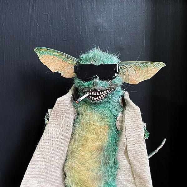 Shadowbox Taxidermy Mouse - Gremlin Flasher - Don't feed it after midnight!