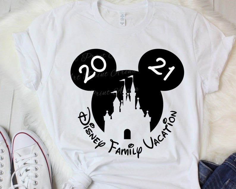 Download Vacances en famille Disney 2021 Disney Shirts SVG couper ...