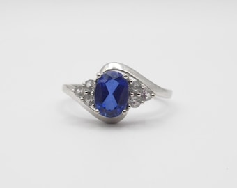 Vintage Sapphire & Diamond Ring – 10K Solid White Gold, Size 6.75