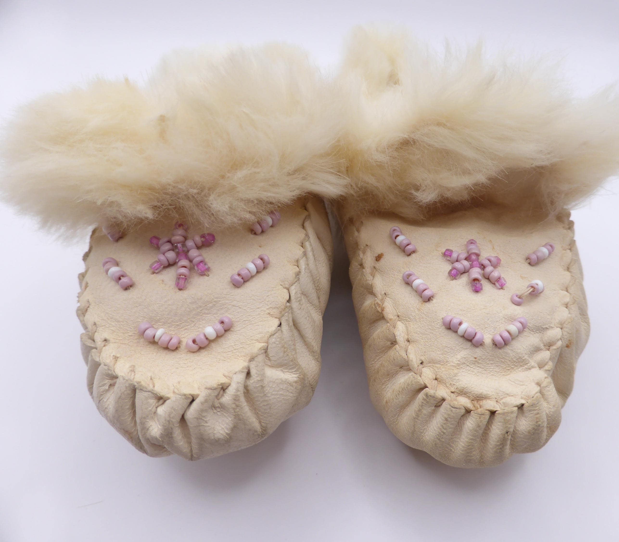 SUPER NICE Vintage 1940s Child's Beaded Leather Moccasins with Original Box
