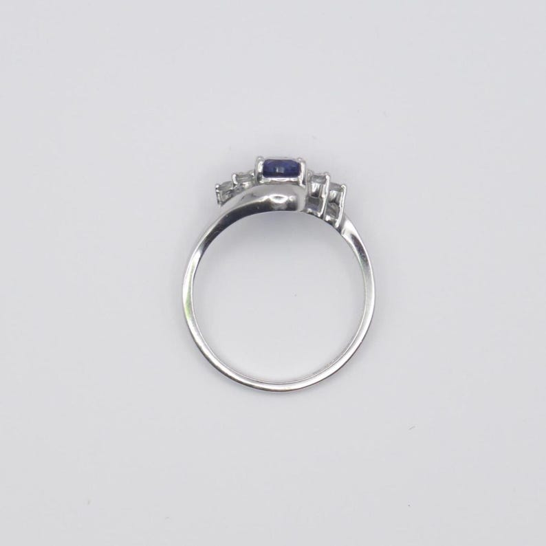 Vintage Blue Sapphire With Diamonds 10K Solid White Gold Ladies Ring, Size 6.75, Classy Accent Diamonds