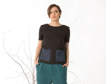 Polka dot linen top, Loose fitting womens top, Front pockets, Short sleeves casual, Black blouse, Split back top, Button back blouse