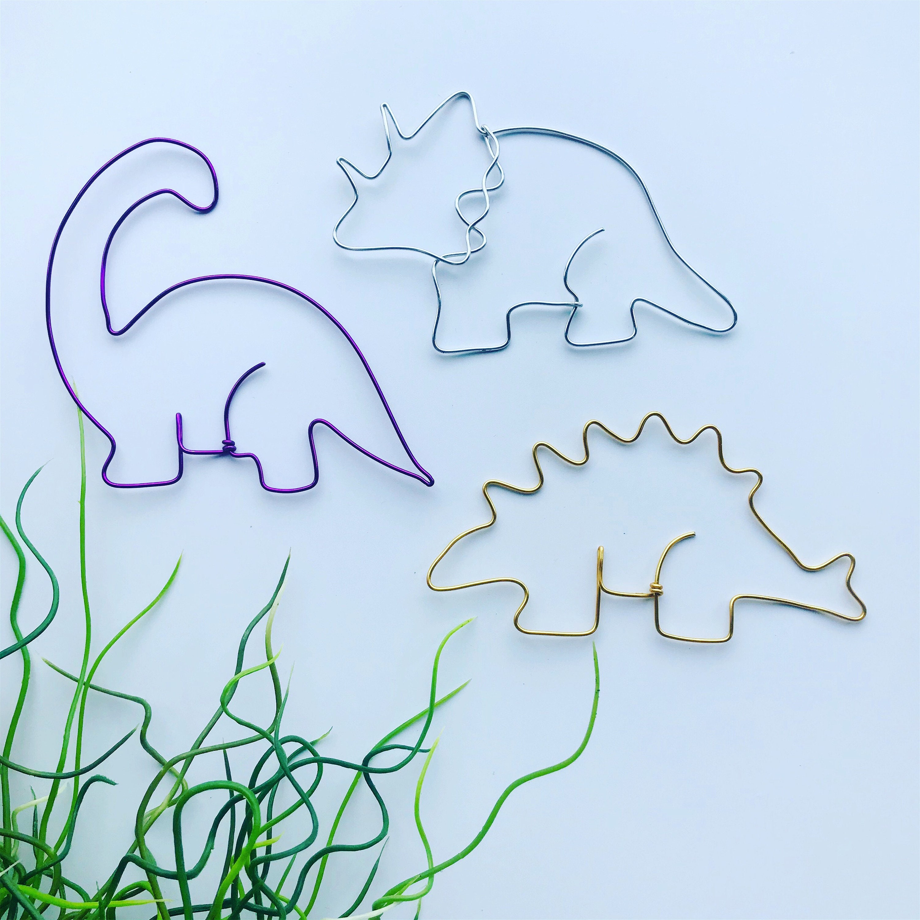 Handmade Wire Dinosaur choice of colour and shape wall art Etsy Österreich