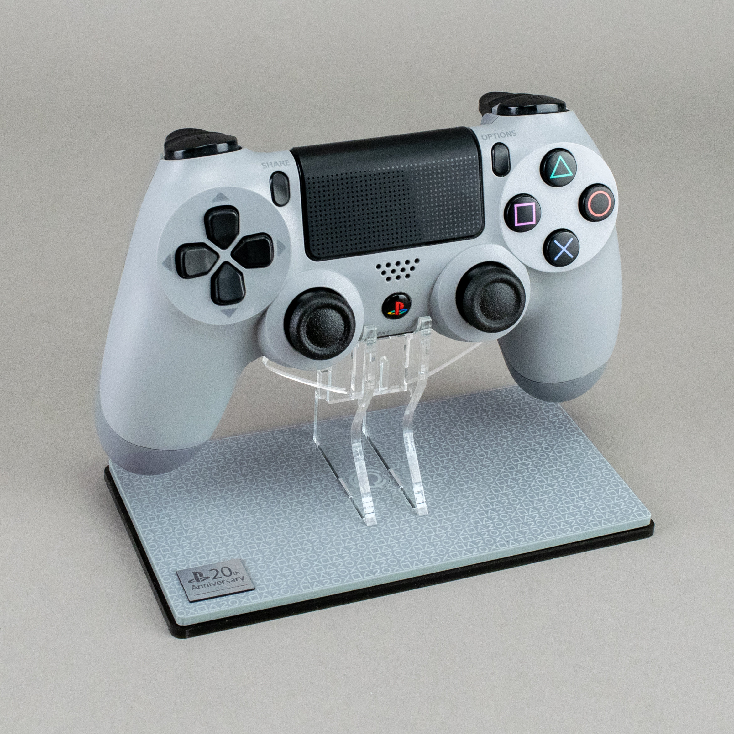 Display for '20th Anniversary' Playstation 4 (PS4