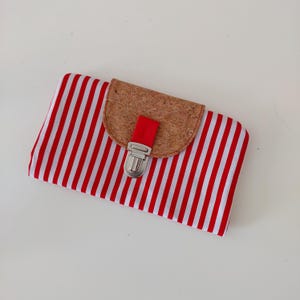 Compagnon / portefeuille tout en un