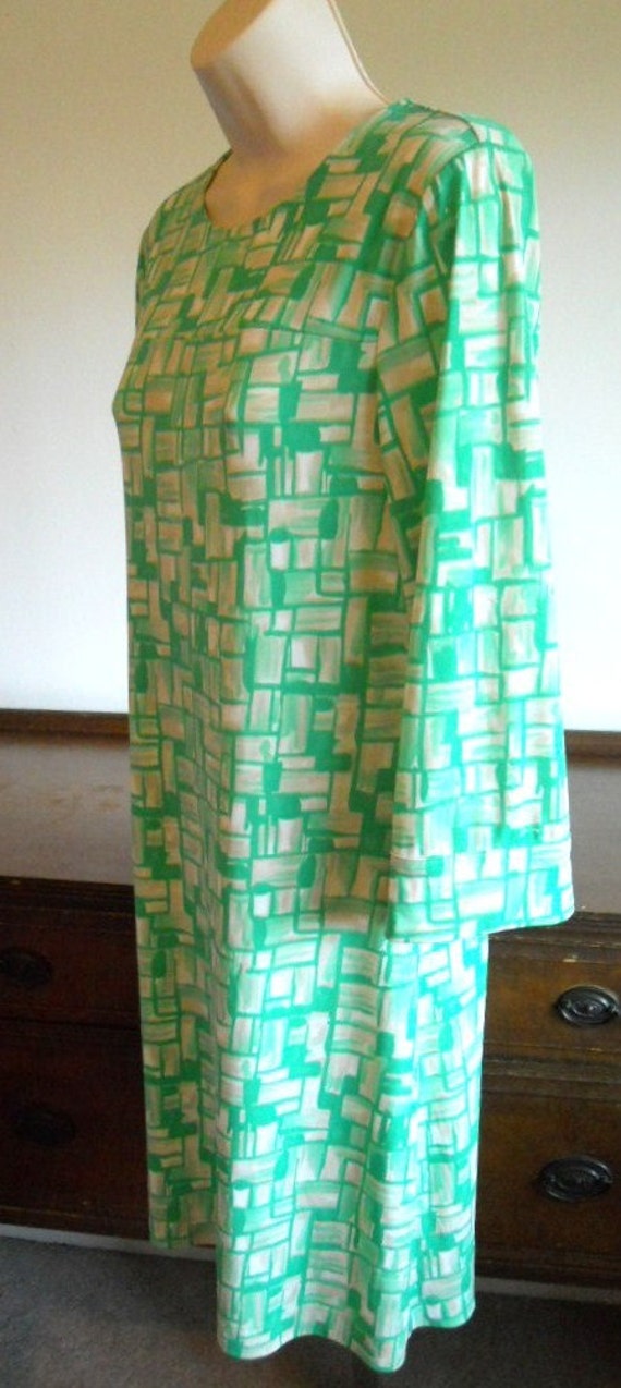 Vintage 1970's Green Dress ~ Retro Chic Dress ~ G… - image 3