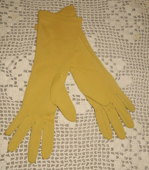 Vintage 1960's Gloves Kayser Magic Motion Gloves Y… Gem
