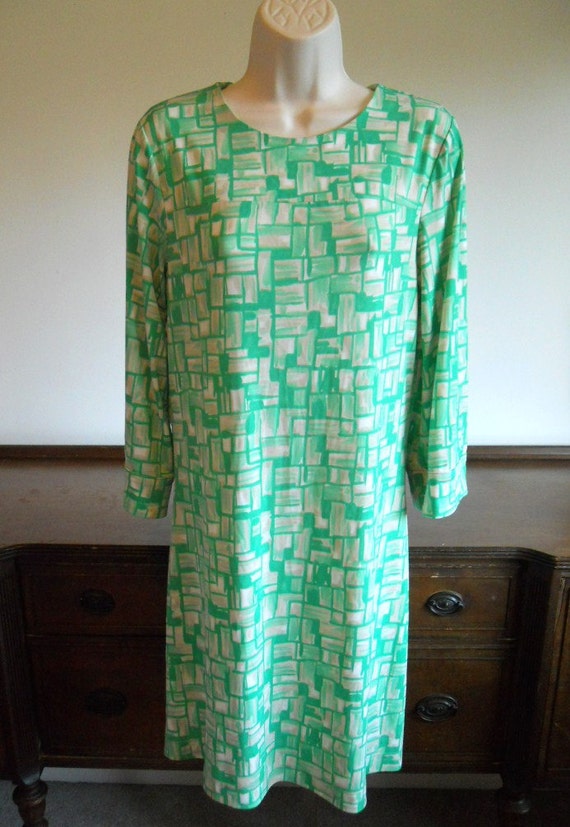 Vintage 1970's Green Dress ~ Retro Chic Dress ~ Ge