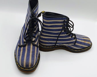 Free shipping! Rare striped Doc Martens 7.5 USA/ size 5 EU