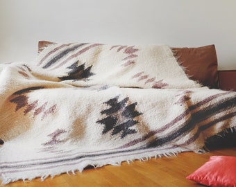Hand Woven Wool Blanket Queen: Aztec Throw, Chunky Knit Bedspread, Heavy Throw