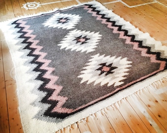 Organic wool rug. Hand woven natural sheep wool rug. 39x79"