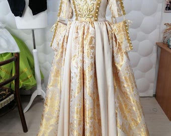 White Renaissance Wedding Dress, Fairytale Bridal Gown, Italian 15th Century Costume for Special Events