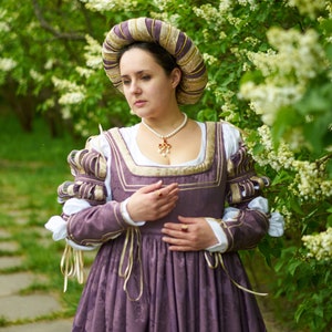 Renaissance Borgia Style Dress, 16th Century Italian Costume, 1530s Renfaire Renaissance Kirtle
