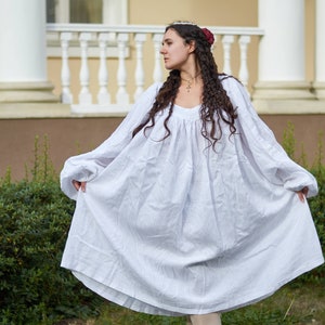 White Linen Renaissance Chemise: Italian 15th-16th Century Style