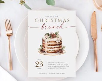 Op de afbeelding: Een uitnodiging voor een kerstbrunch met een aquarelillustratie van een gelaagde taart versierd met dennenappels, hulst en witte glazuur. De uitnodiging bevat de datum, tijd, locatie en RSVP-informatie. De tekst luidt: "Kom gezellig met ons mee voor een kerstbrunch, op 23 december, 10 uur, bij de Websters Residence, 22 Pacific Court, San Diego, RSVP naar mwebster@gmail.com of 856.977.5477 voor 12/5, Neem een ontbijtje mee om te delen."